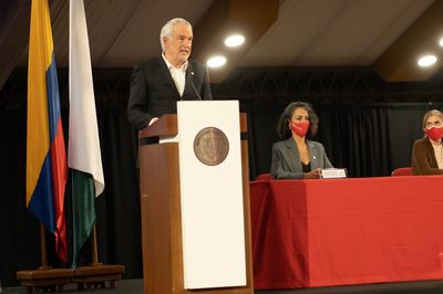 Rector Federico Restrepo Posada 4